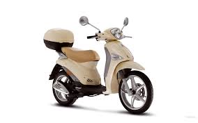 PIAGIO - LIBERTY 125 cc or similar